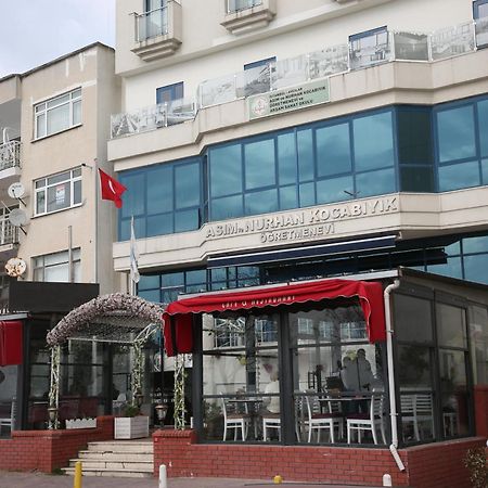 Asim Ve Nurhan Kocabiyik Oegretmenevi Istanbul Eksteriør bilde